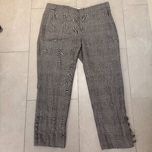 NWOT Size 6P Banana Republic Avery cropped Plaid Pants with button detail